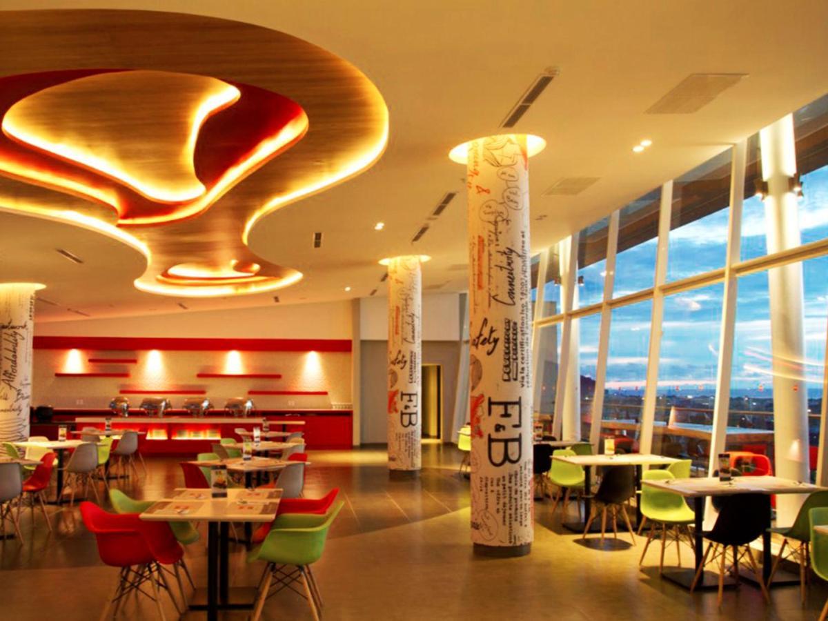 Ibis Padang Hotel Ngoại thất bức ảnh