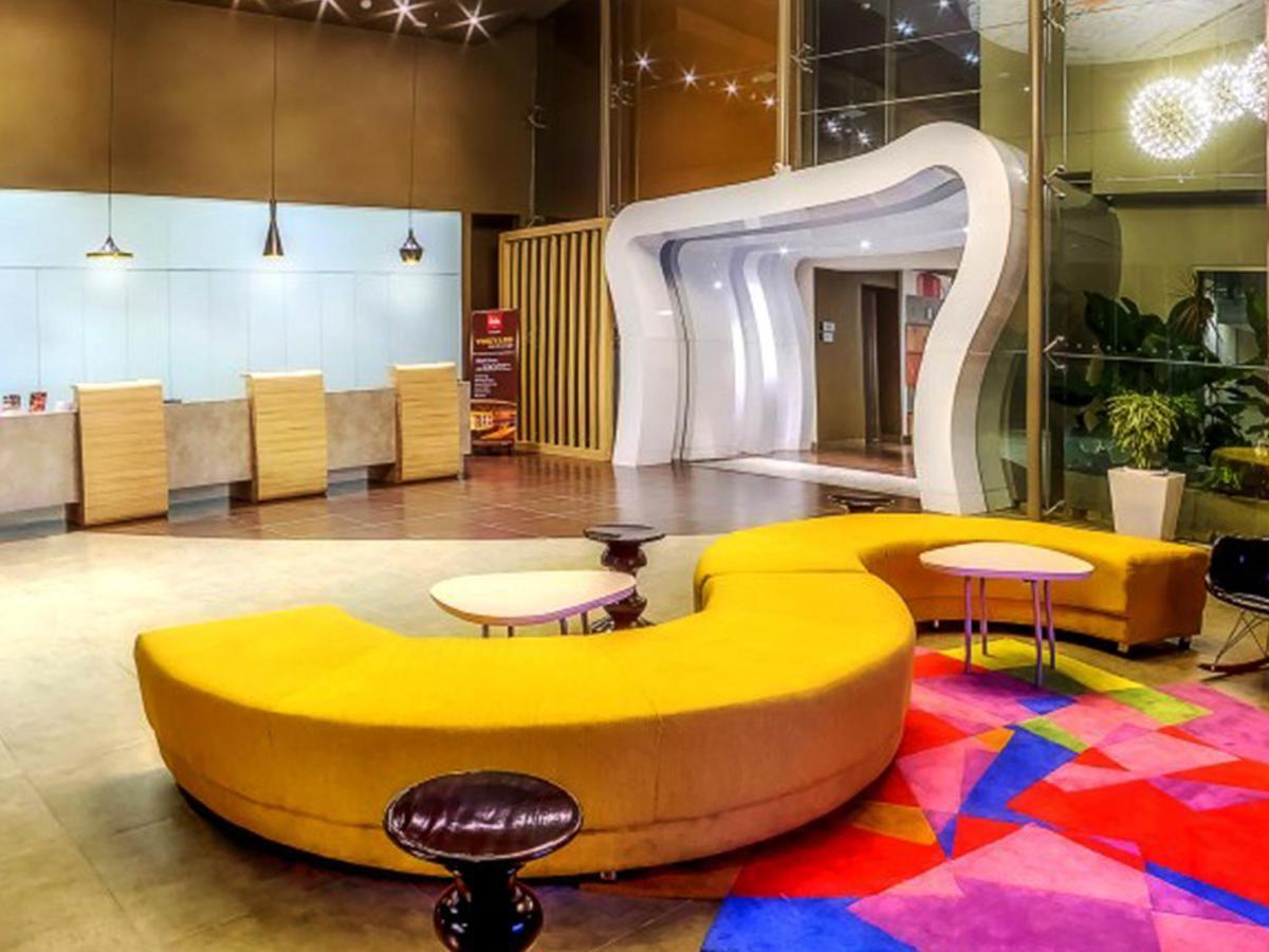 Ibis Padang Hotel Ngoại thất bức ảnh