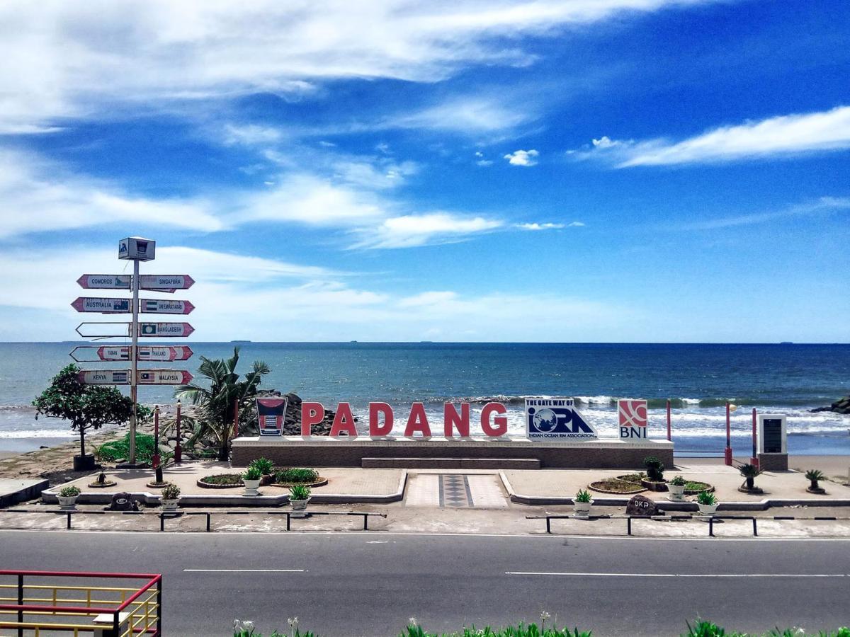 Ibis Padang Hotel Ngoại thất bức ảnh