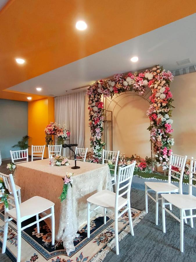 Ibis Padang Hotel Ngoại thất bức ảnh