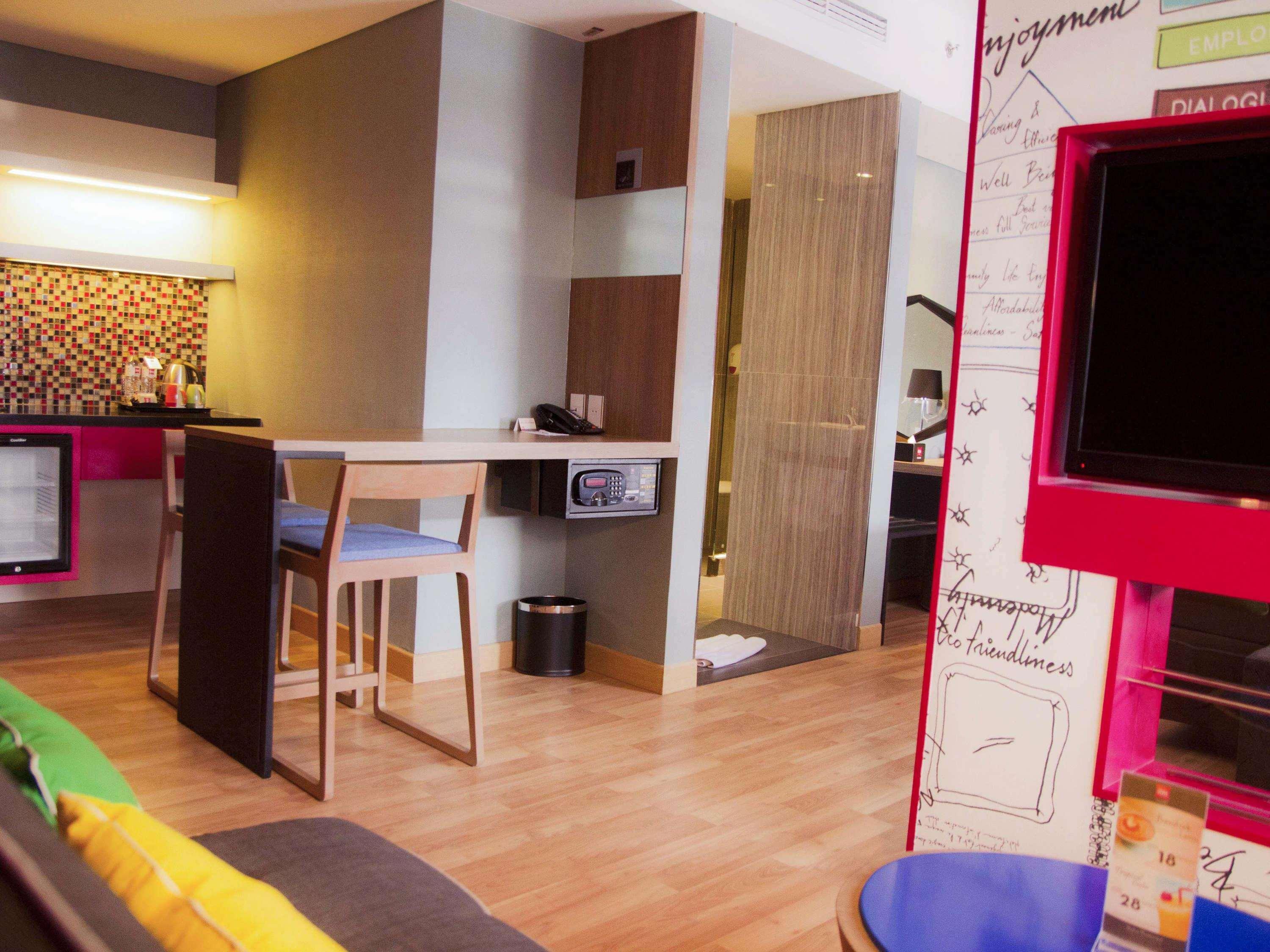 Ibis Padang Hotel Ngoại thất bức ảnh