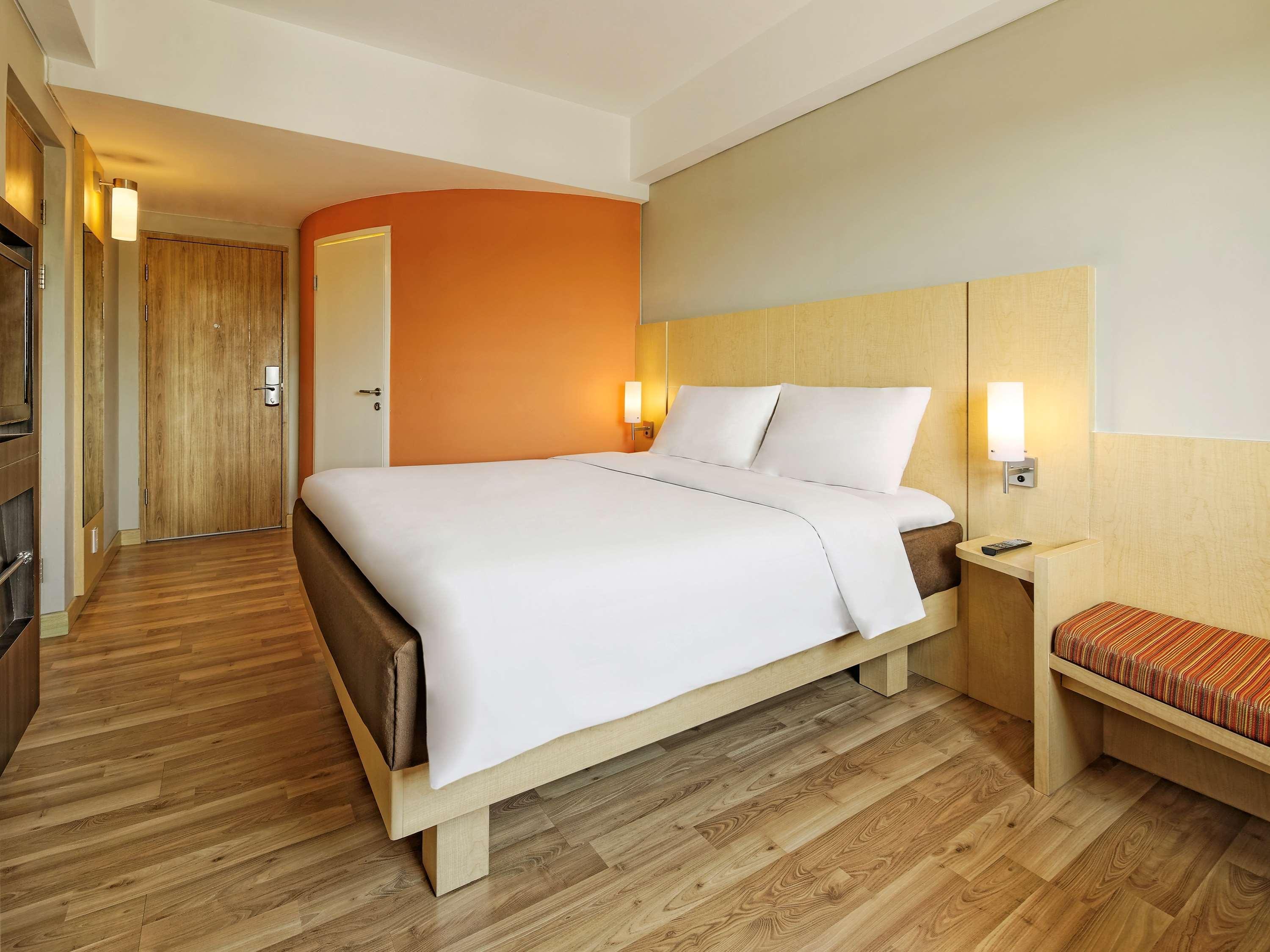Ibis Padang Hotel Ngoại thất bức ảnh