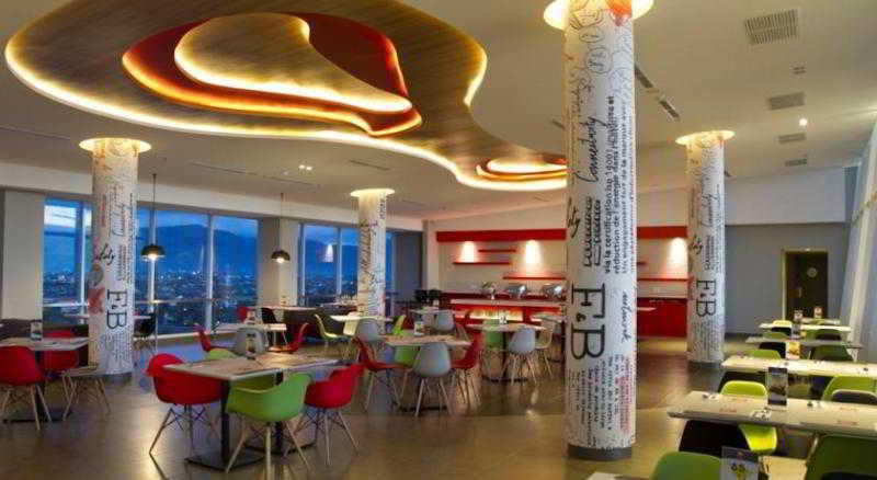 Ibis Padang Hotel Ngoại thất bức ảnh