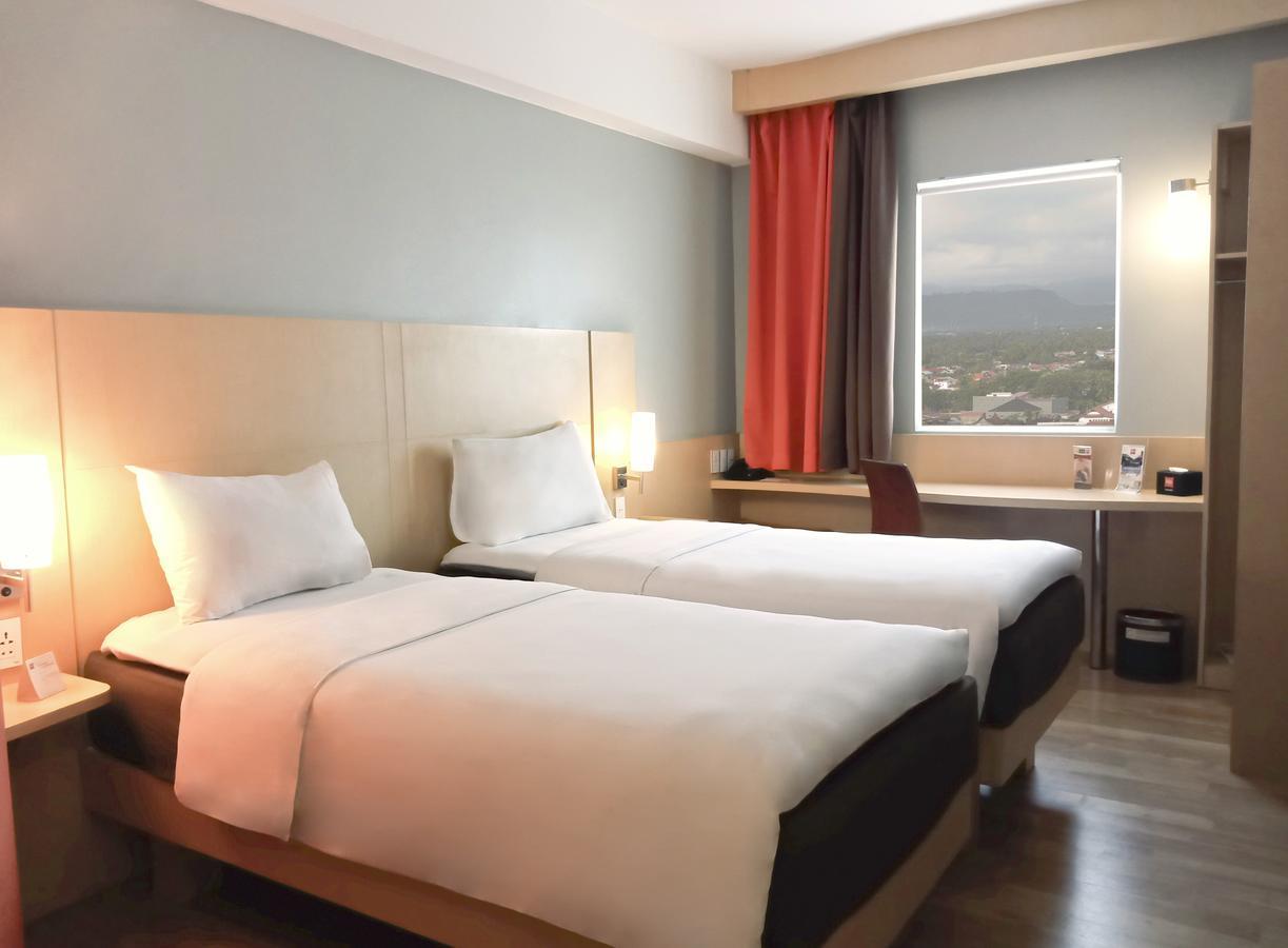 Ibis Padang Hotel Ngoại thất bức ảnh