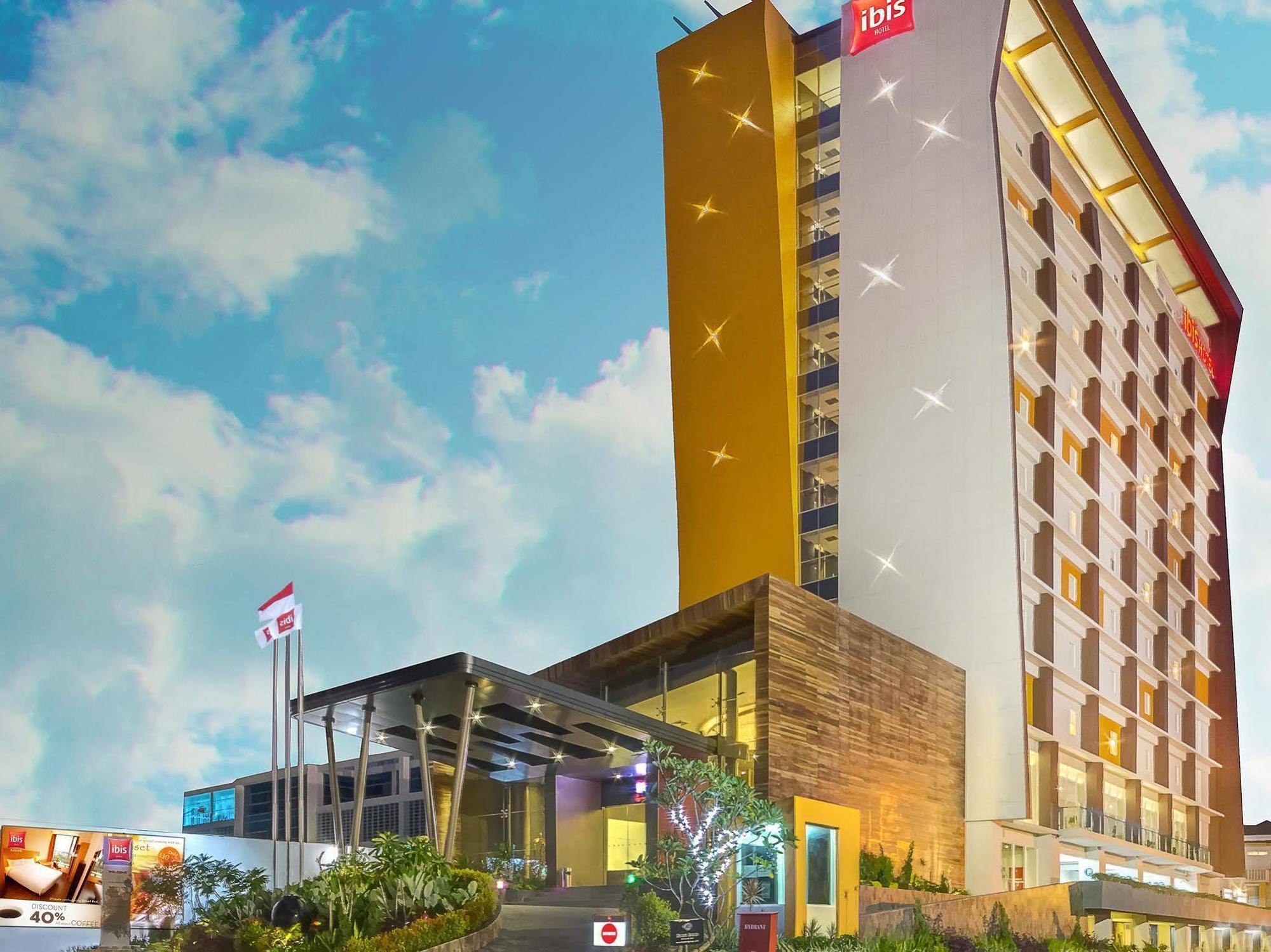 Ibis Padang Hotel Ngoại thất bức ảnh