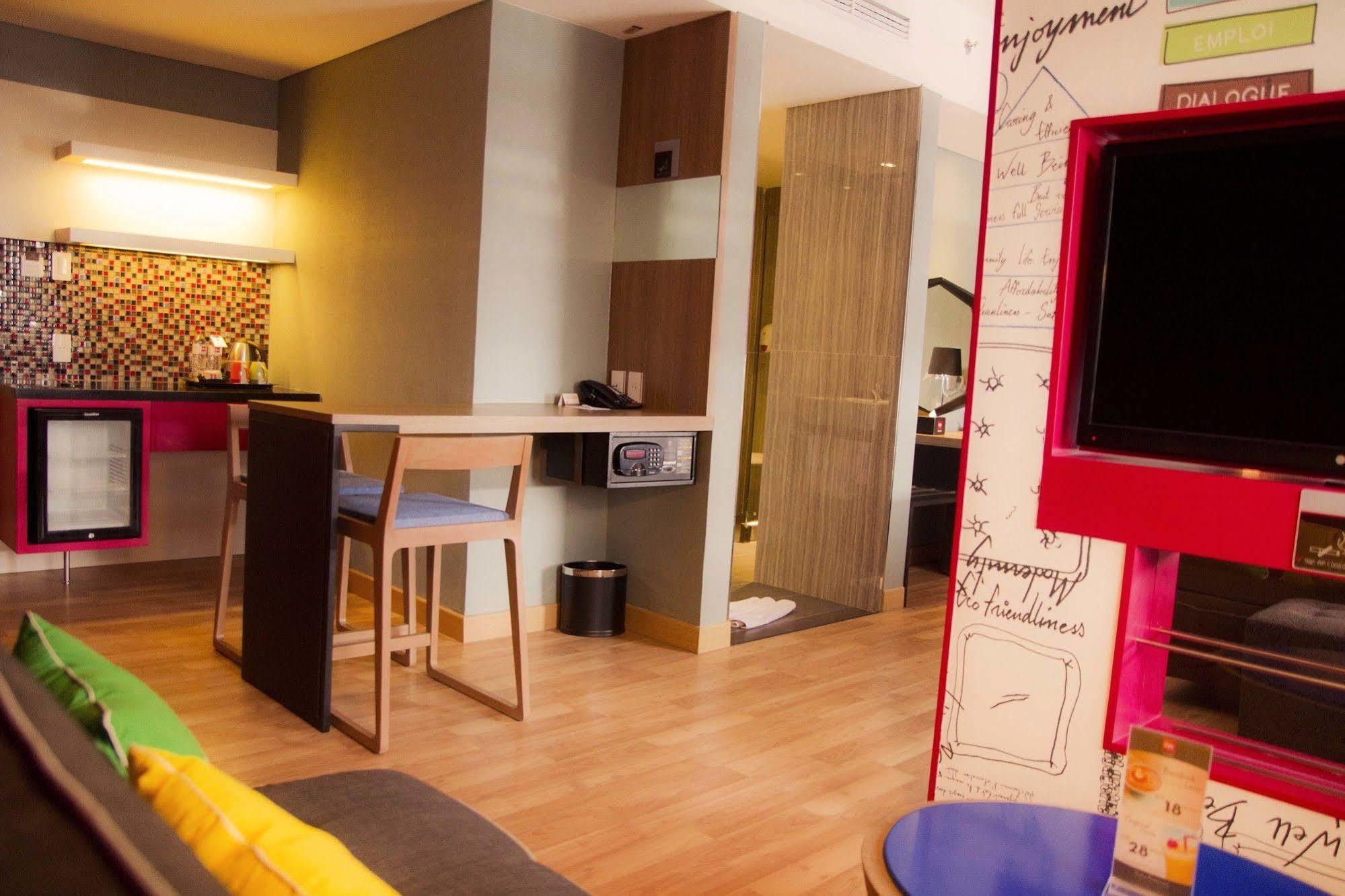 Ibis Padang Hotel Ngoại thất bức ảnh