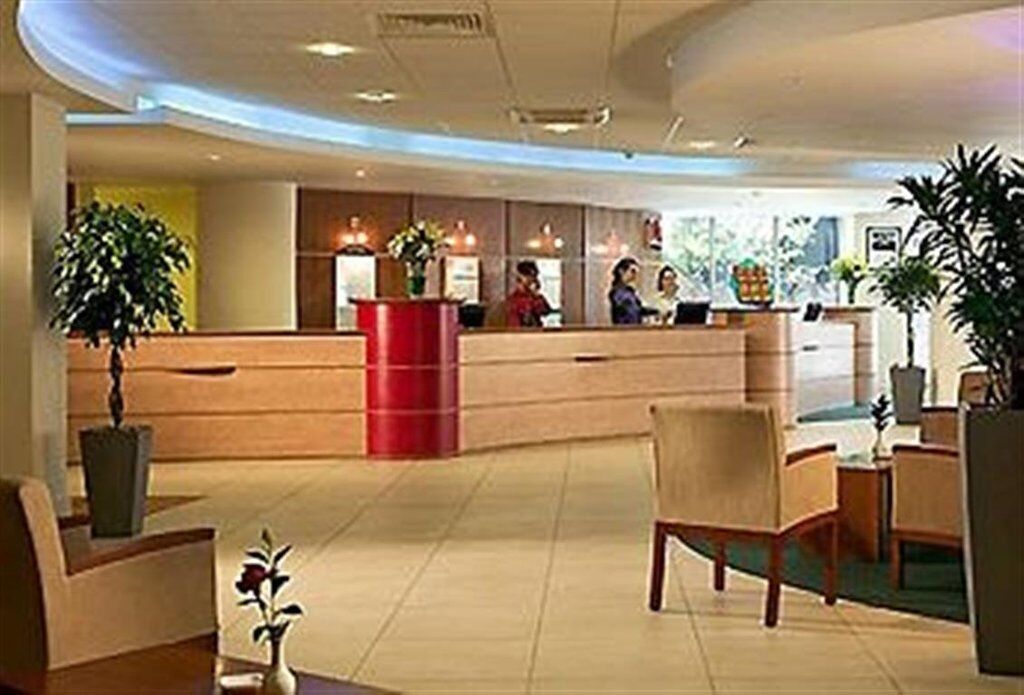 Ibis Padang Hotel Ngoại thất bức ảnh